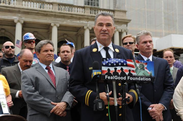Retired FDNY Deputy Chief James Riches dies on Thanksgiving from 9/11