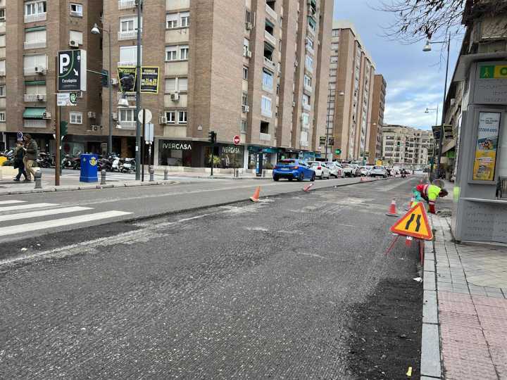 Granada culmina el Plan Asfáltico renovando más de 30.000 metros cuadrados de firme urbano