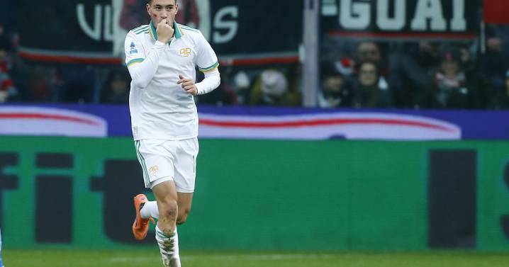 Roma coach Gasperini sent off before his team scores twice in 3