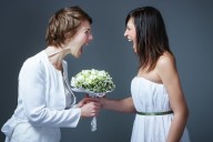 Woman Agreed to Edit Sister's Wedding Photos, She Deleted Them After Fight