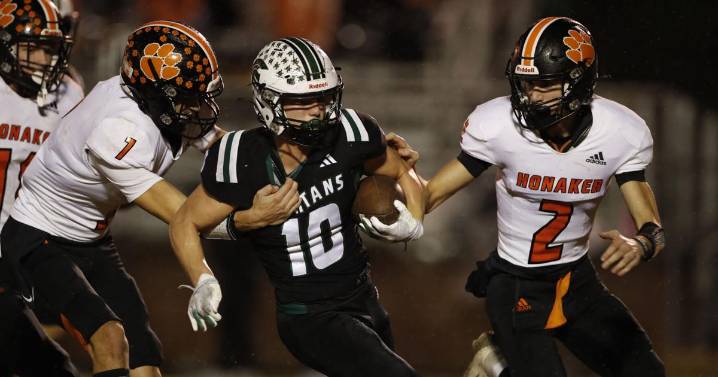 REGION 1D FOOTBALL: Rocky Bond's stock has risen for Eastside this year as he's played off the charts