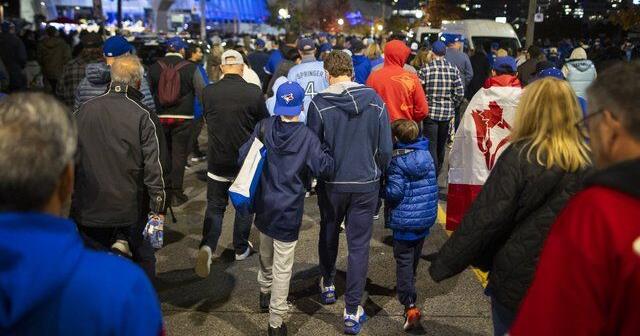 Hope turns into heartbreak for Toronto Blue Jays fans after World Series loss