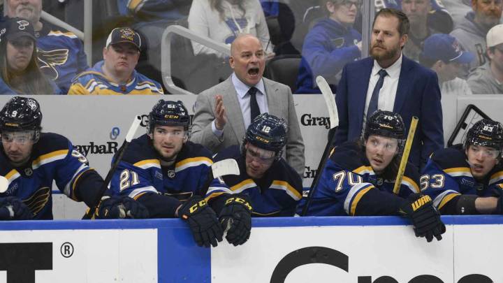 Blues rumors: St. Louis ‘open for business’ amid nightmare start