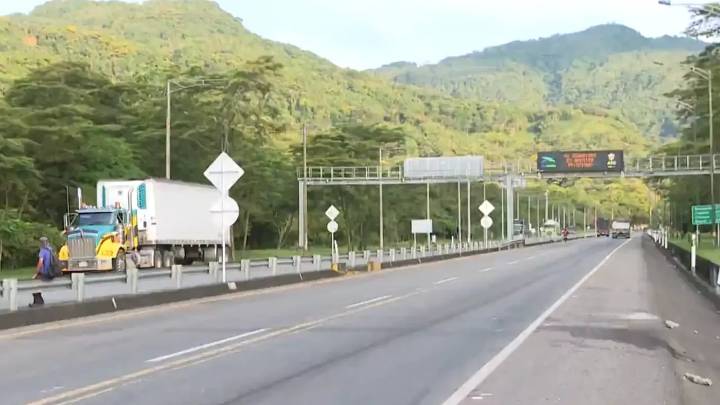 Habilitan ambos carriles del kilómetro 18 en la Vía al Llano