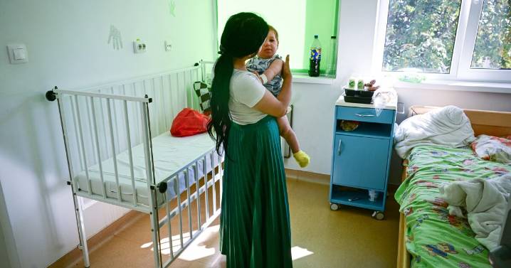 Are there lessons for the U.S. in this European country's struggle with measles?