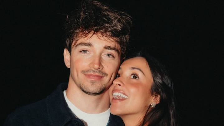 Charles Leclerc se compromete con su pareja Alexandra Saint Mleux; así anunciaron la noticia