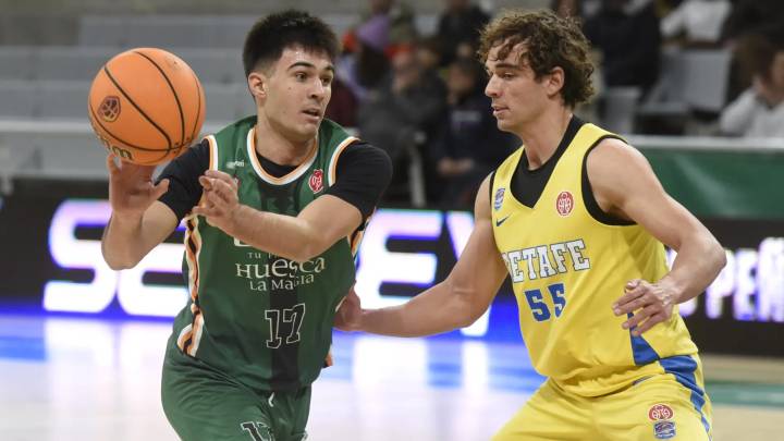 El Lobe Huesca se luce con una actuación coral para firmar una victoria convincente