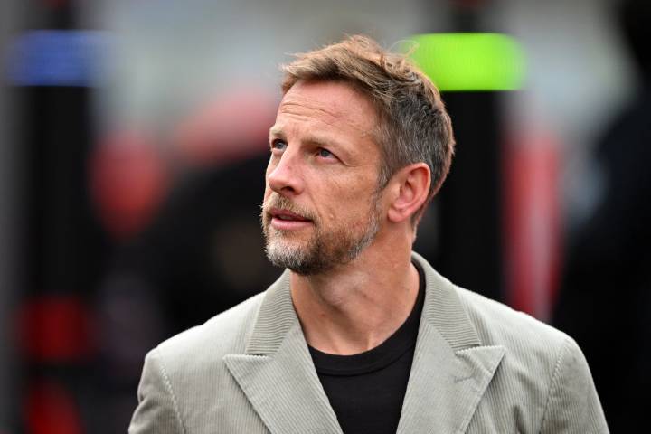 Jenson Button pins blame on Lewis Hamilton for F1 qualifying error: ‘He’s lost focus’