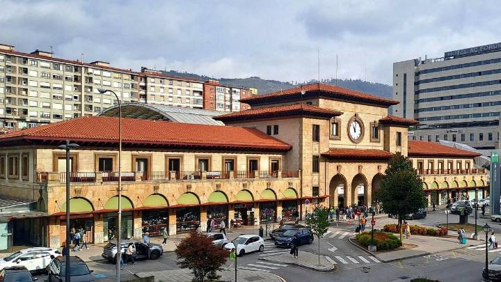 La estación del Norte de Oviedo estará diez meses en obras: Adif invertirá 1,3 millones como primer paso para la gran reforma del histórico edificio