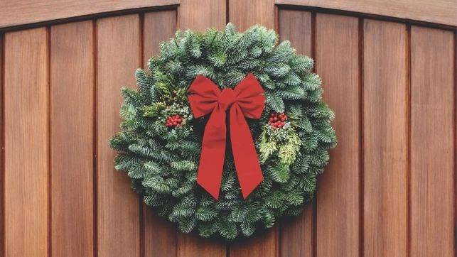 Shorecrest High School Class of 2027 Holiday Wreath sale sells out