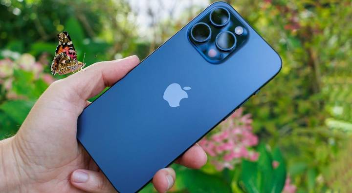 5 razones por la que los 'influencers' prefieren el iPhone 16 Pro Max en lugar del S25 Ultra