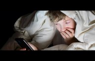 Timing of Nighttime Phone Use linked to Suicidal Thoughts in new JAMA study