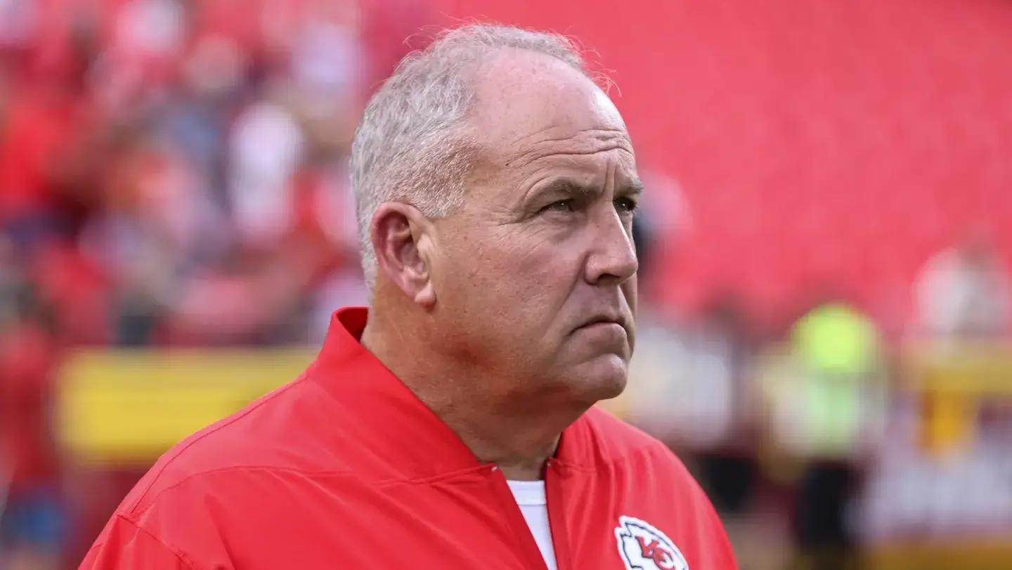 Entrenador de la NFL afirma que Trump ‘no tiene ni idea de lo que está pasando’ tras sus críticas a la regla del saque inicial dinámico