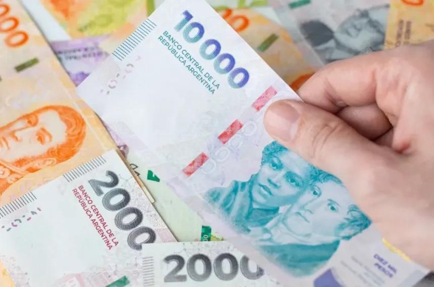 Prepagas, transportes y más: los aumentos que se esperan en diciembre