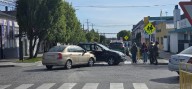 Colisión vehicular deja solo daños materiales en el centro de Punta Arenas