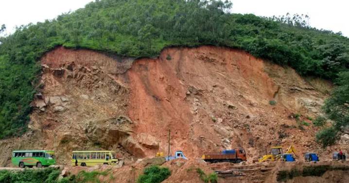 Deslizamiento de tierra en Indonesia deja a 11 muertos y cerca de 12 desaparecidos