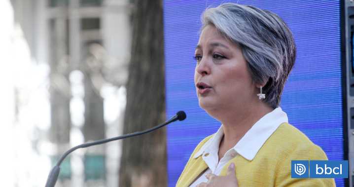 Jara fustiga reducciones en vivienda en la Ley de Presupuesto: "No estoy de acuerdo para nada con eso"
