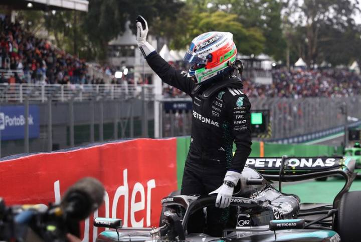 Motor racing-Norris on pole for Sao Paulo sprint, Piastri third