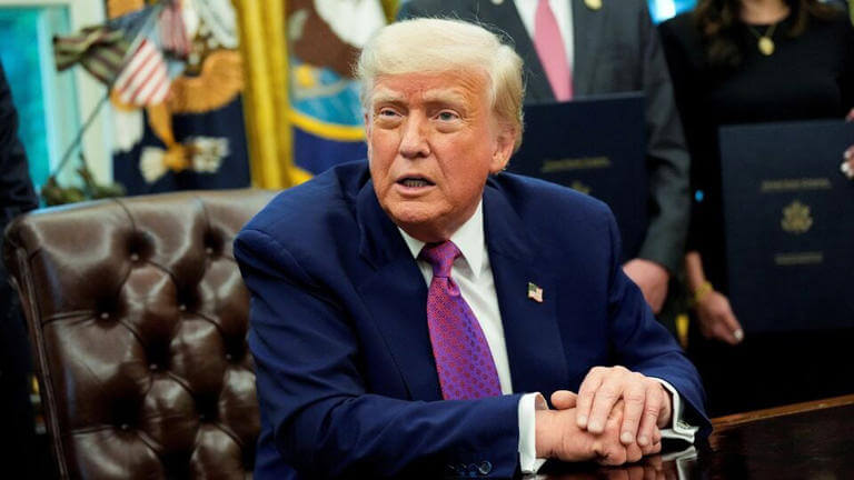 Trump slams Ukraine's 'zero gratitude' as Europe scrambles to save peace framework