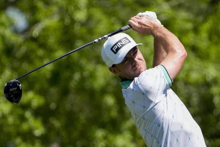Deadspin | Ex-LIV Golf player first to earn PGA Tour card back