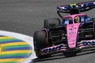 "Colapinto no es más que un piloto que paga para financiar al equipo"