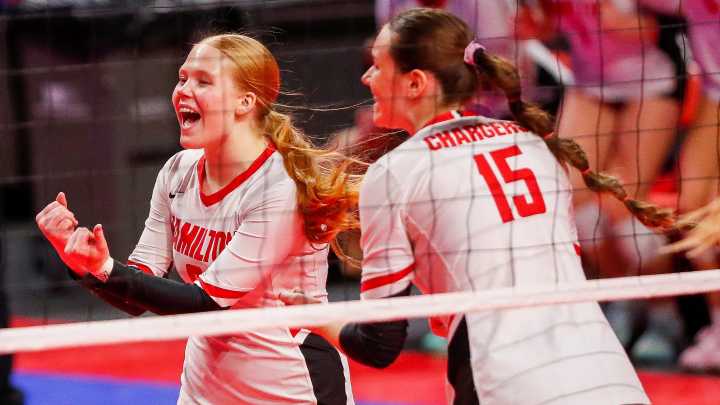 Live updates: WIAA girls, boys volleyball state tournament