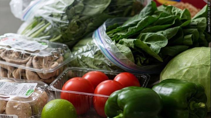 EBR Council on Aging hosts drive-thru food giveaway for seniors affected by SNAP benefit suspension