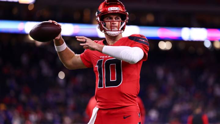 Texans take 10-9 lead on Bills