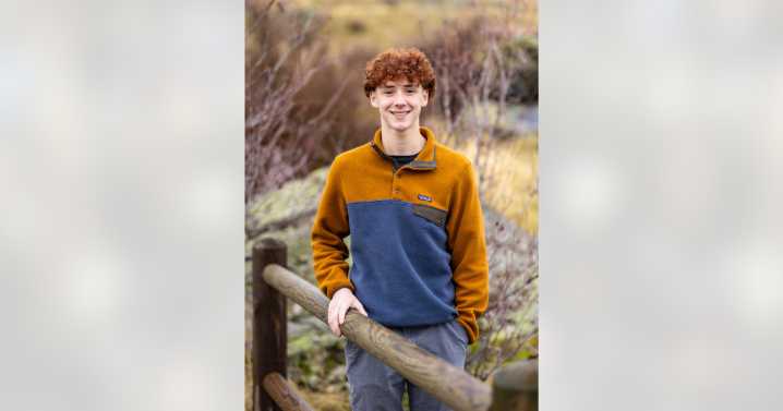 Mt. Spokane High School basketball team rallies for hospitalized teammate