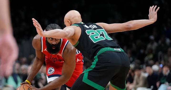 Clippers' rally falls short in road loss to the Celtics