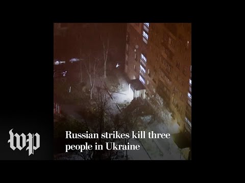 Russian strikes kill three people in Ukraine