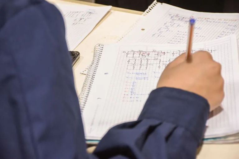 Se lanzó el Programa de Tutorías de Verano para estudiantes de técnicas