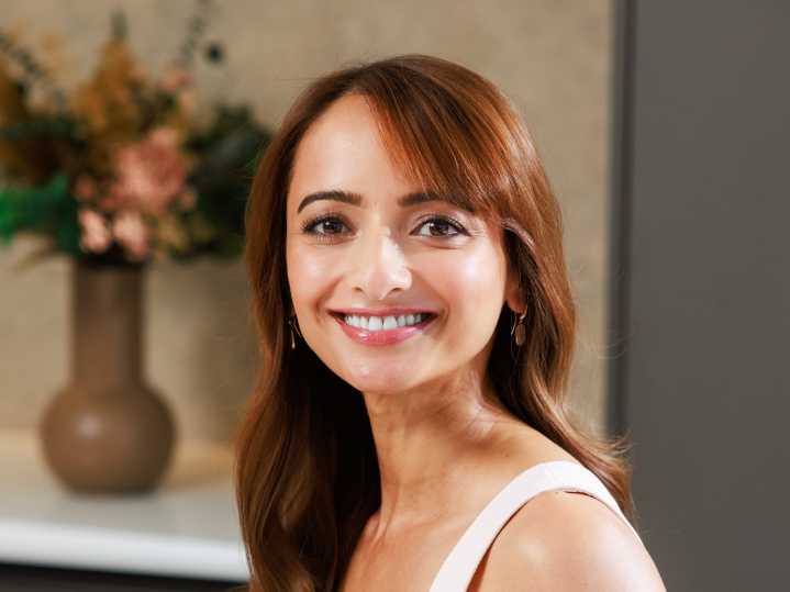 Gut health is the secret to glowing skin, says a pharmacist in her 40s with a Ph.D in skincare. Follow her 3 simple diet tips.