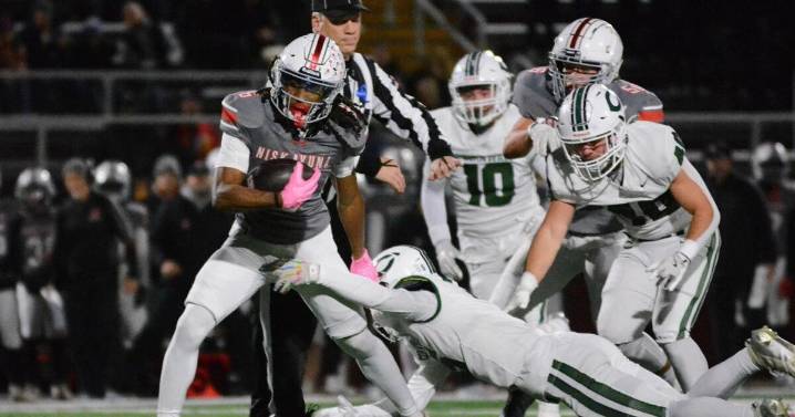 Niskayuna football regional finals in 11 photos