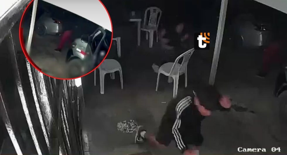 ¡Terror en Carabayllo! Balacera frente a licorería deja dos muertos y cuatro heridos Un sicario abrió fuego contra un grupo de personas reunidas frente a una bodega. El ataque desató el pánico entre l