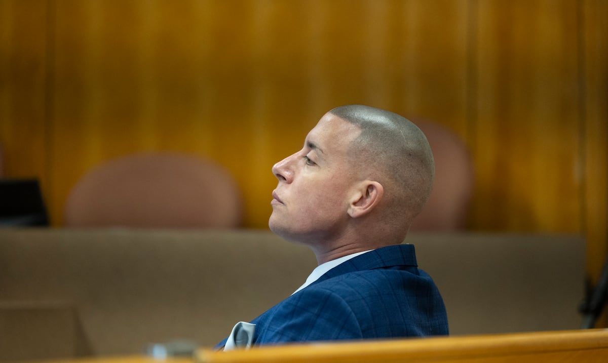 Citan a Coscullela por manejar sin licencia