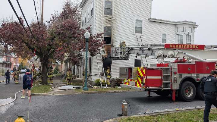 Person in custody after 2 fires intentionally set along Harrisburg street, chief says
