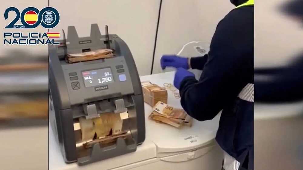 La Policía desmantela una “entidad bancaria para el narco" con 16 detenidos