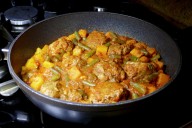 Tasty meatballs made in one skillet