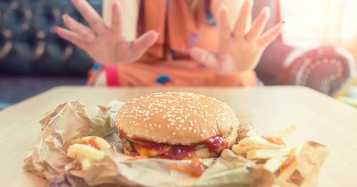 Doctor says leave it this long between meals for a healthy gut