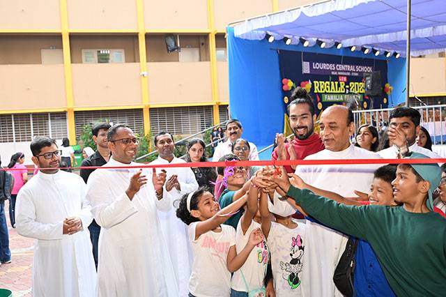 Mangaluru: LCS Regale 2025 unites families in grand ‘Familia Frenzy’ celebration