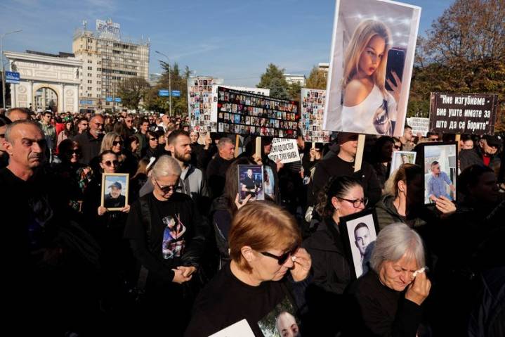 Thousands protest in Skopje ahead of trial over deadly night club fire