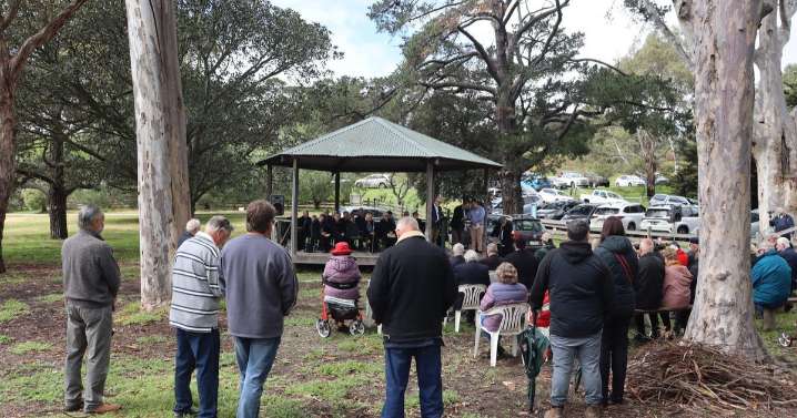 Waurn Ponds remembers the fallen