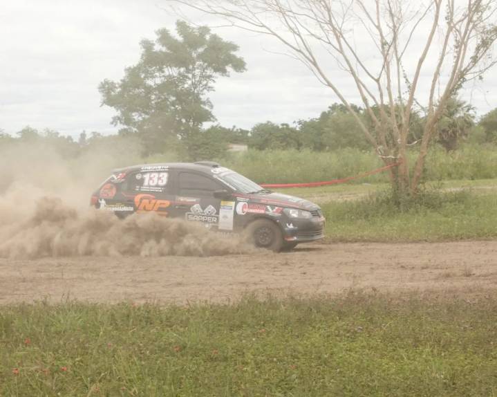 La dupla Gabriel Kobernick-Mathias Brettin ganó la RC5 en el Rally Formoseño