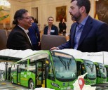 Petro invertirá más de un billón de pesos en nuevos buses eléctricos para Transmilenio