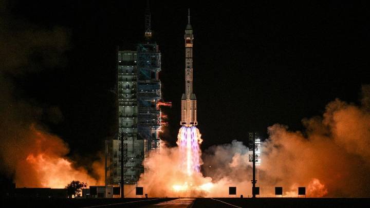 Anuncian fecha para el lanzamiento de la nave espacial china que reemplazará a una que tuvo que regresar tras inusual ataque