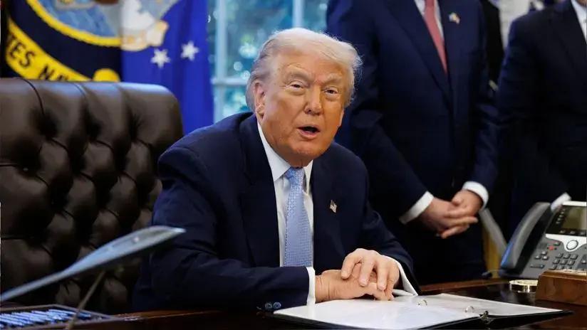 Donald Trump firma ley para forzar la publicación de los archivos de Jeffrey Epstein