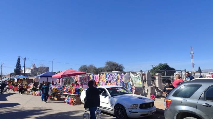 Expidió Regulación Comercial 210 permisos para ventas en panteones