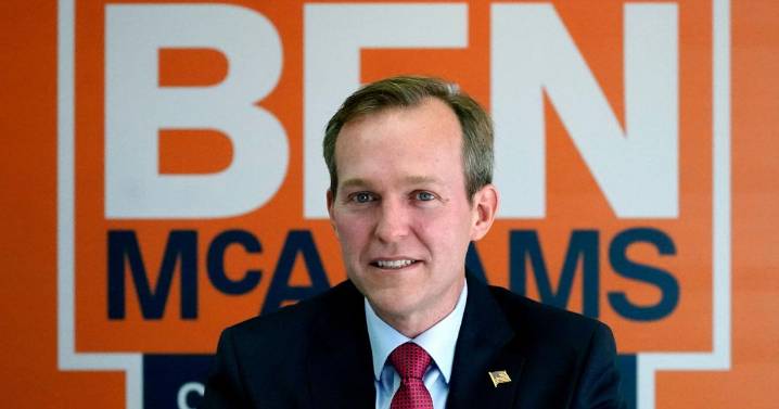 Former Democratic congressman launches comeback bid in new Salt Lake City district