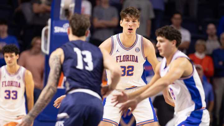 Watch what Florida basketball's Olivier Rioux had to say after he set an NCAA record